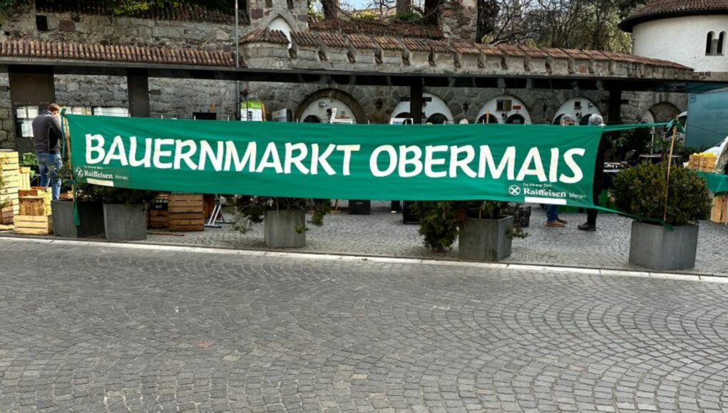 Bauernmarkt in Obermais bei Meran