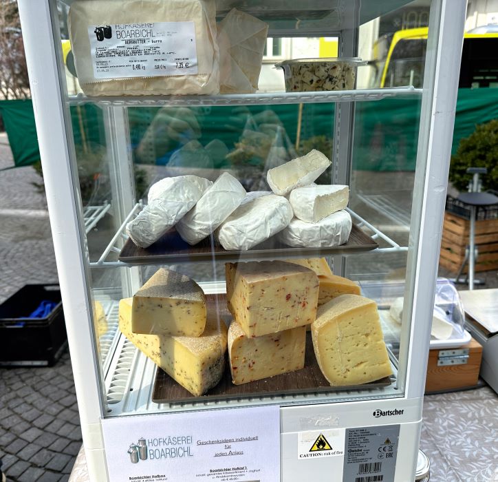 Butter und Käse von der Hofkäserei Boarbichl