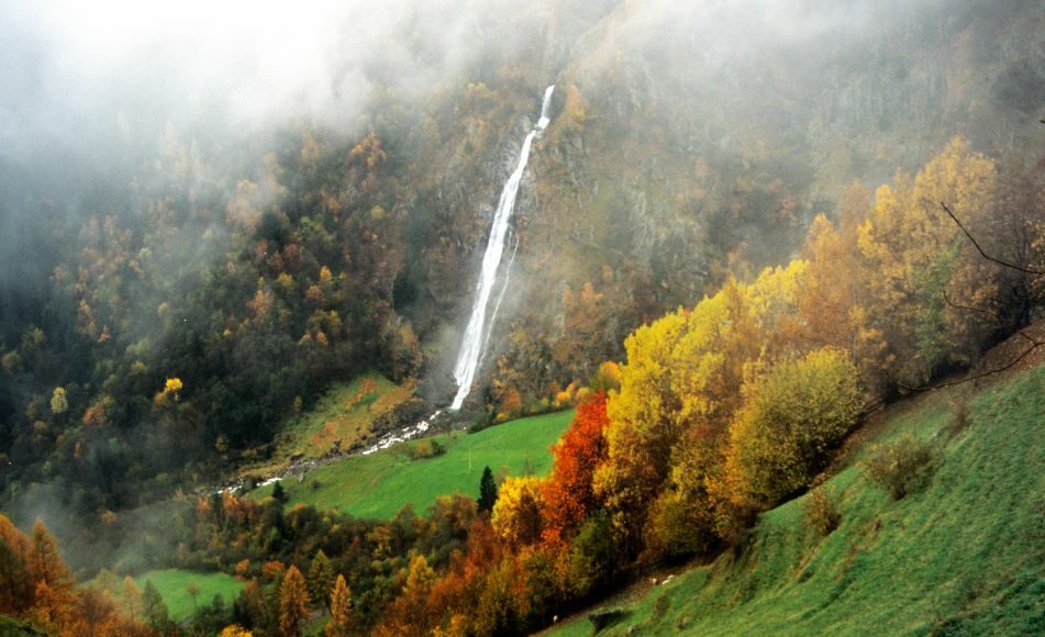 Partschinser Wasserfall im Herbst